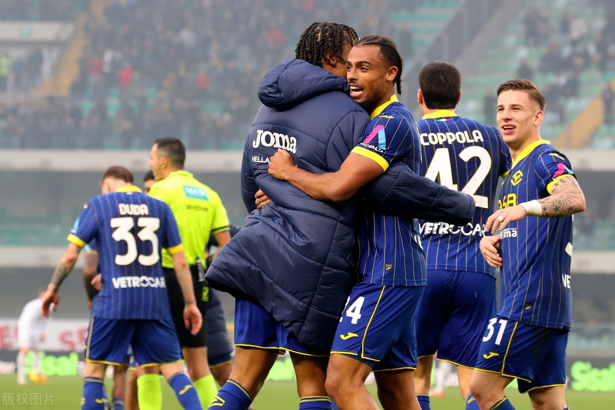 关于尤文图斯击败对手，晋级强！的信息