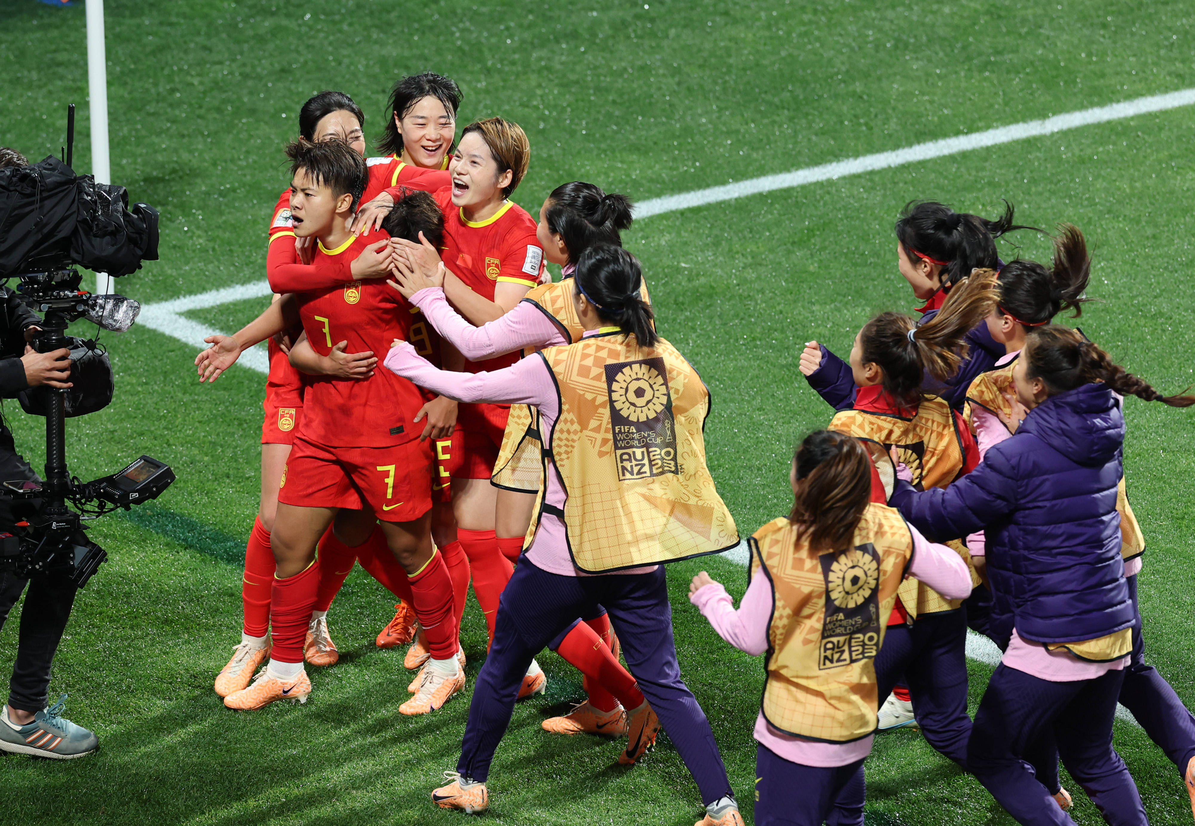 中国女足备战以最佳状态，队员充满活力，向着目标前进！的简单介绍