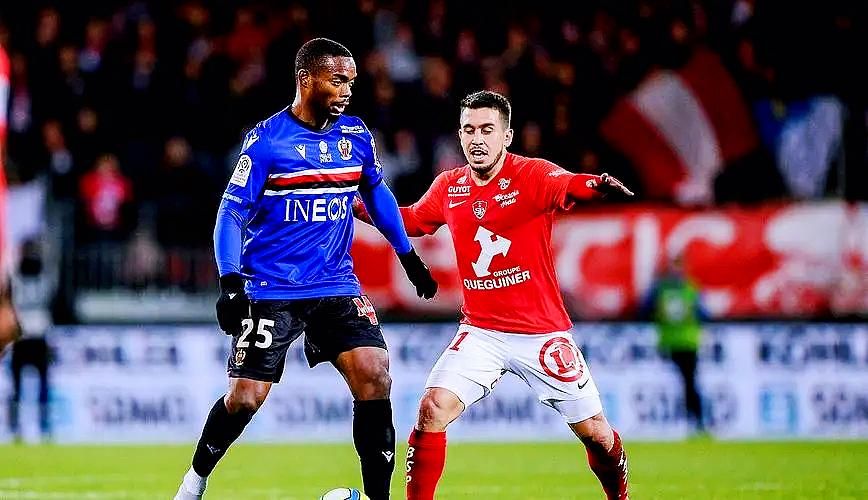 乐鱼体育地址-南特战平圣埃蒂安，双方互不相让的简单介绍