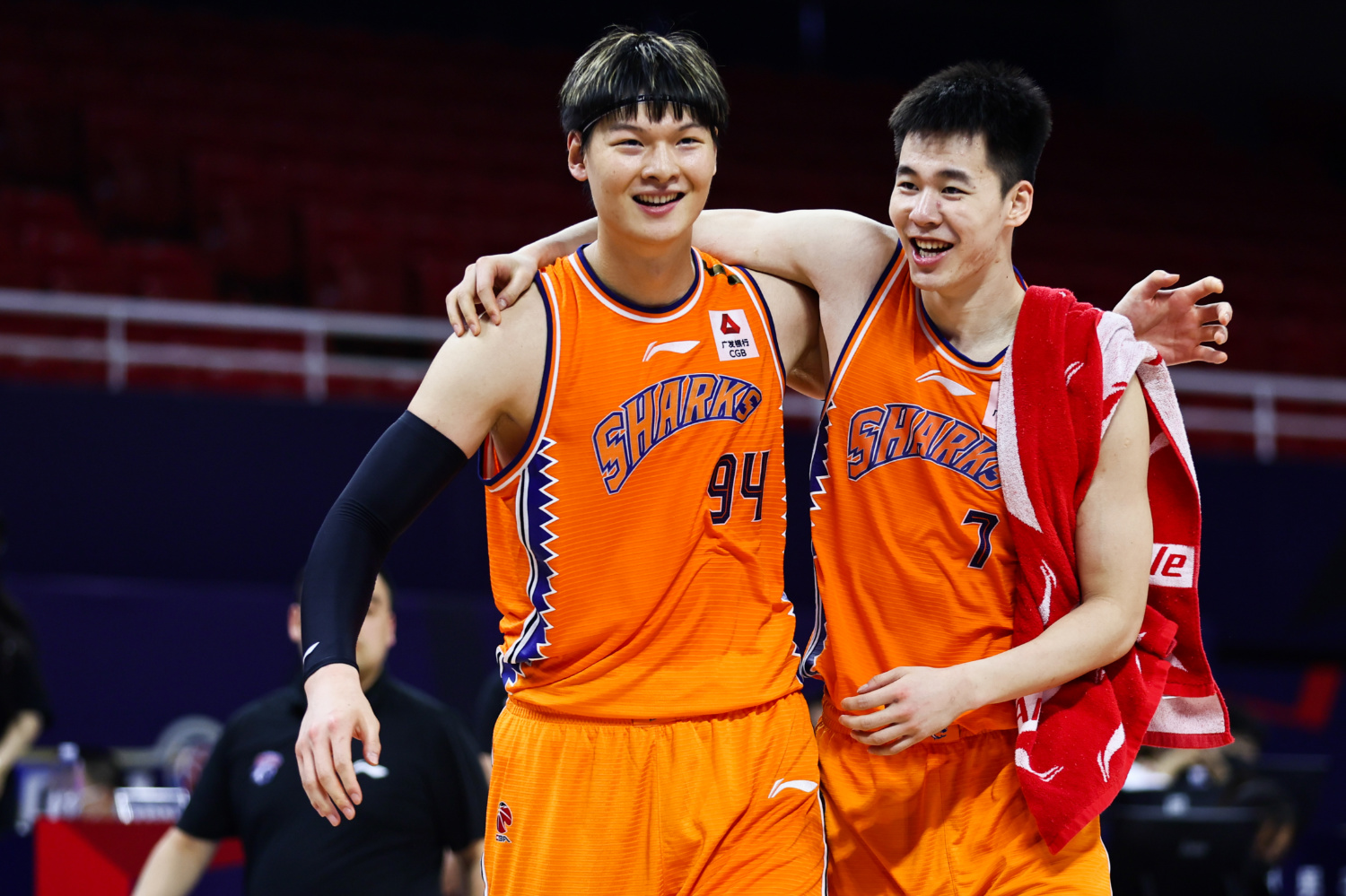 乐鱼体育投注-上海队外援爆发，帮助球队重回正途