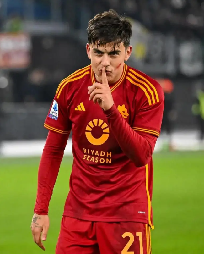 热那亚前锋成为球队离队焦点，未来或将转投其他豪门的简单介绍