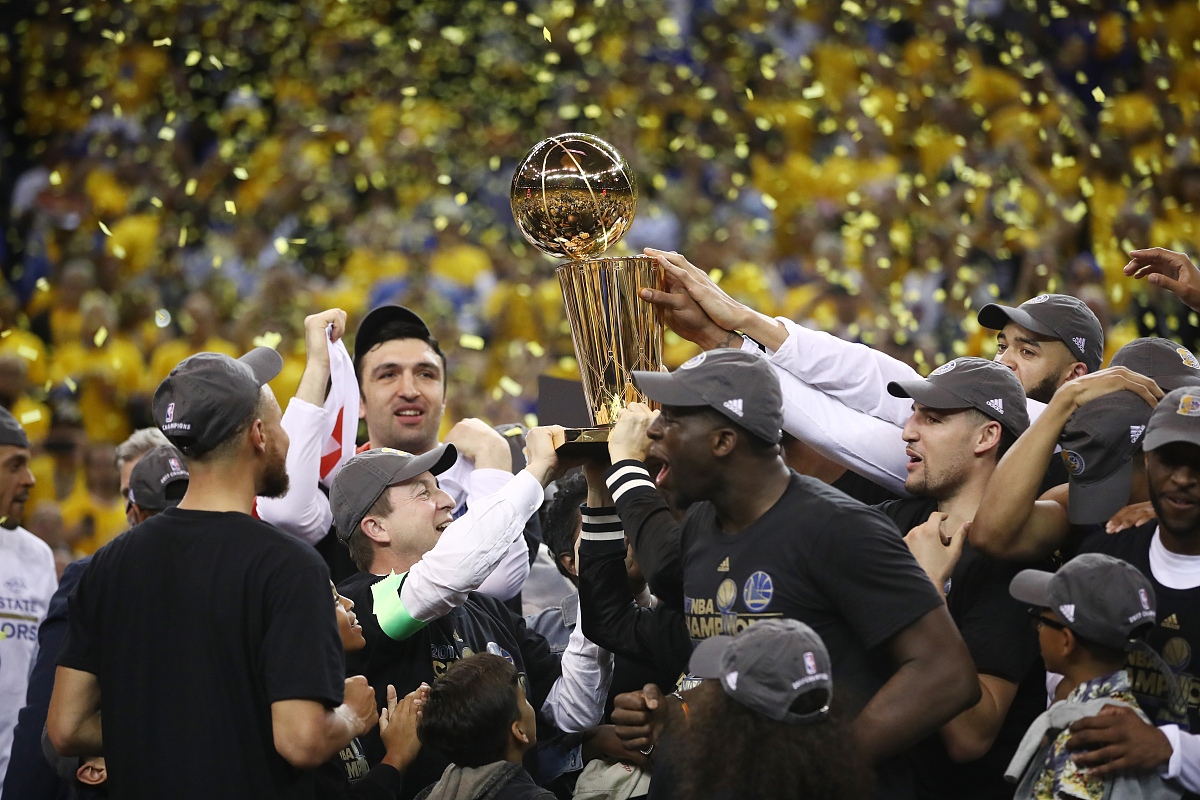 乐鱼体育官网-勇士憾负爵士，哈里森比赛后重申对冠军的渴望的简单介绍