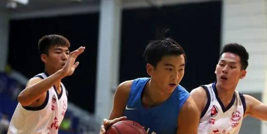 乐鱼体育下载-关于新晋球员表现崭露头角备受瞩目的信息