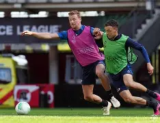 阿尔克斯主场大胜，重返胜利轨道