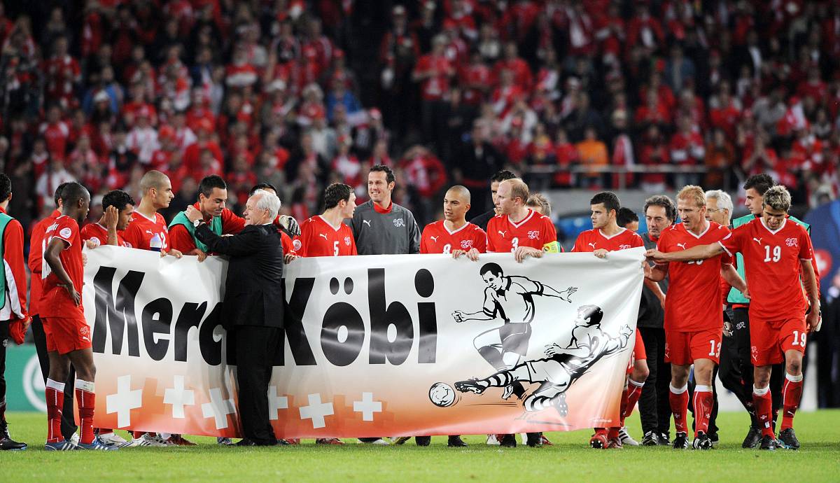 乐鱼体育培训-包含勒沃库森遭遇德甲输球压力失利凸显攻守问题的词条