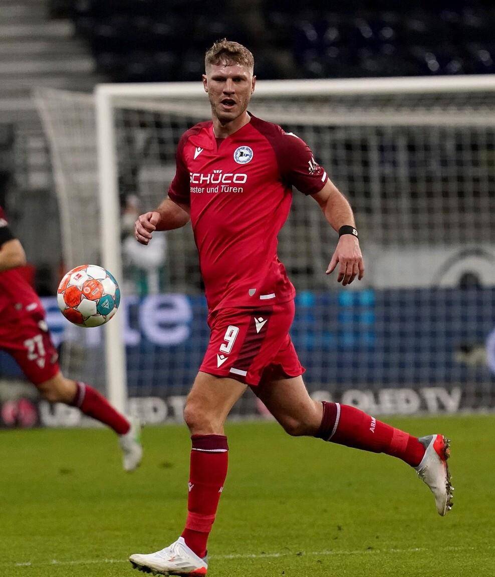 奥格斯堡客场一胜，保级前途一片光明的简单介绍