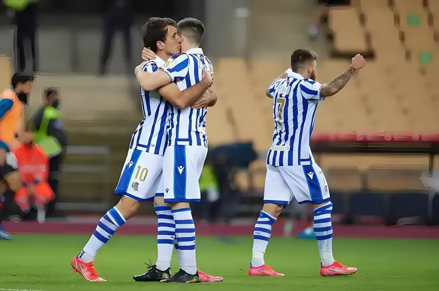 乐鱼体育入口-塞浦路斯队备战备受关注，备战工作精细的简单介绍